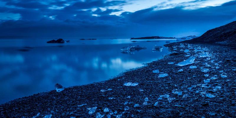 告别救火队!AIOps实战:用智能算法预测网络故障与秒级定位根因