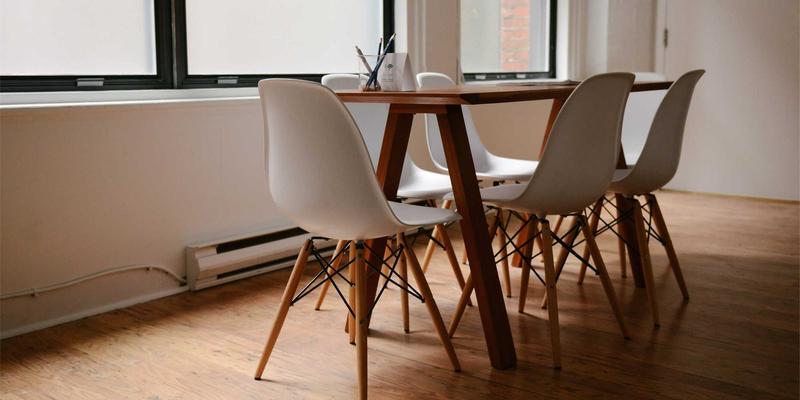 当AI成为网络哨兵：如何用智能分析守护你的软件下载、编程学习与电影资讯安全